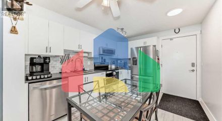 Residential - Single Family Home - Calgary, Canada - Canada