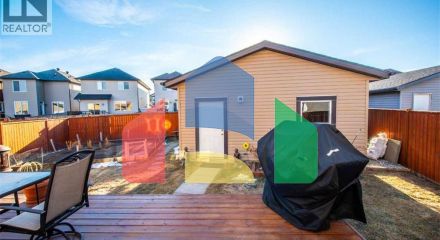 Residential - Single Family Home - Calgary, Canada - Canada