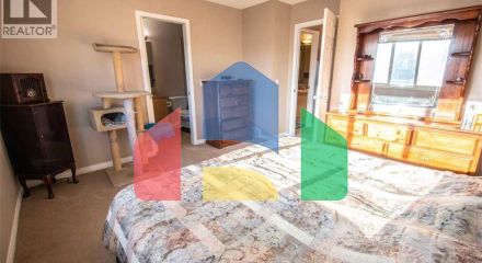 Residential - Single Family Home - Calgary, Canada - Canada