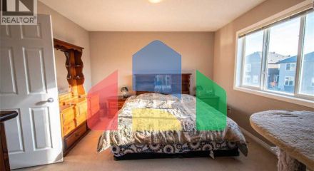 Residential - Single Family Home - Calgary, Canada - Canada