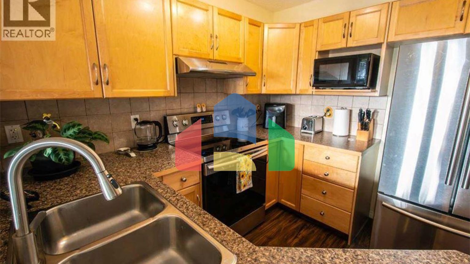 Residential - Single Family Home - Calgary, Canada - Canada