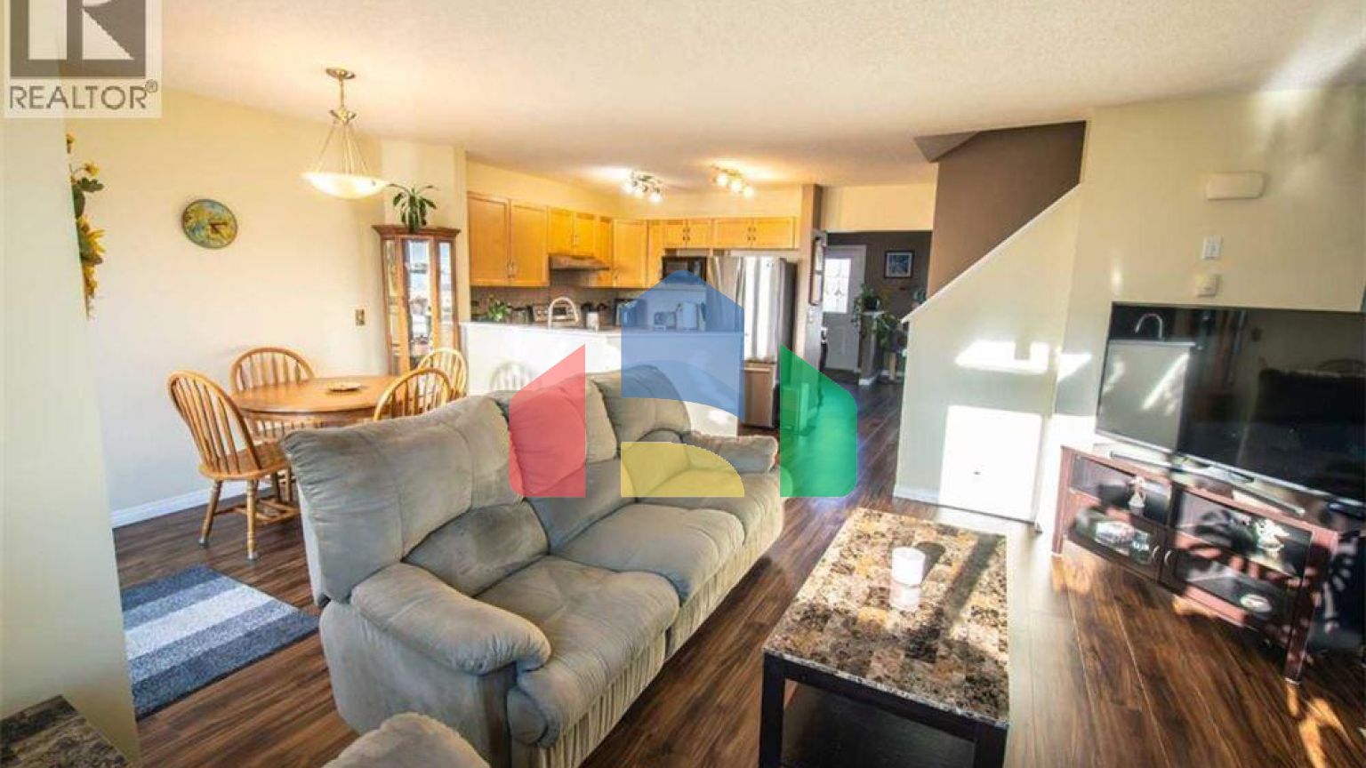 Residential - Single Family Home - Calgary, Canada - Canada