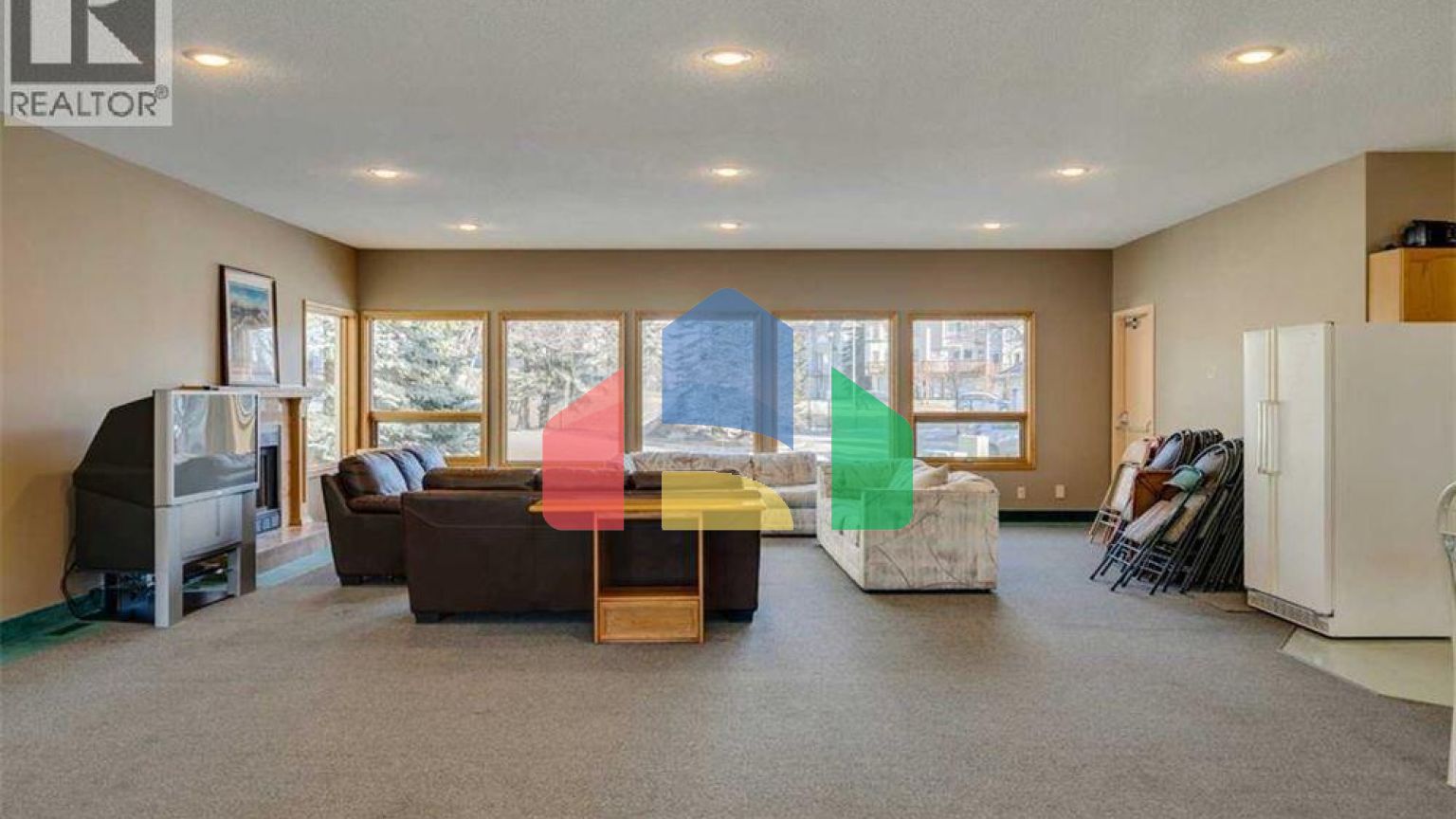 Residential - Single Family Home - Calgary, Canada - Canada