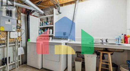 Residential - Single Family Home - Calgary, Canada - Canada