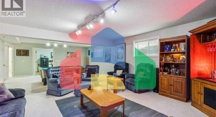 Residential - Single Family Home - Calgary, Canada - Canada