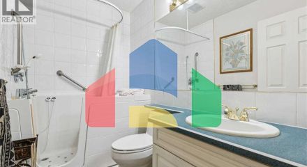 Residential - Single Family Home - Calgary, Canada - Canada