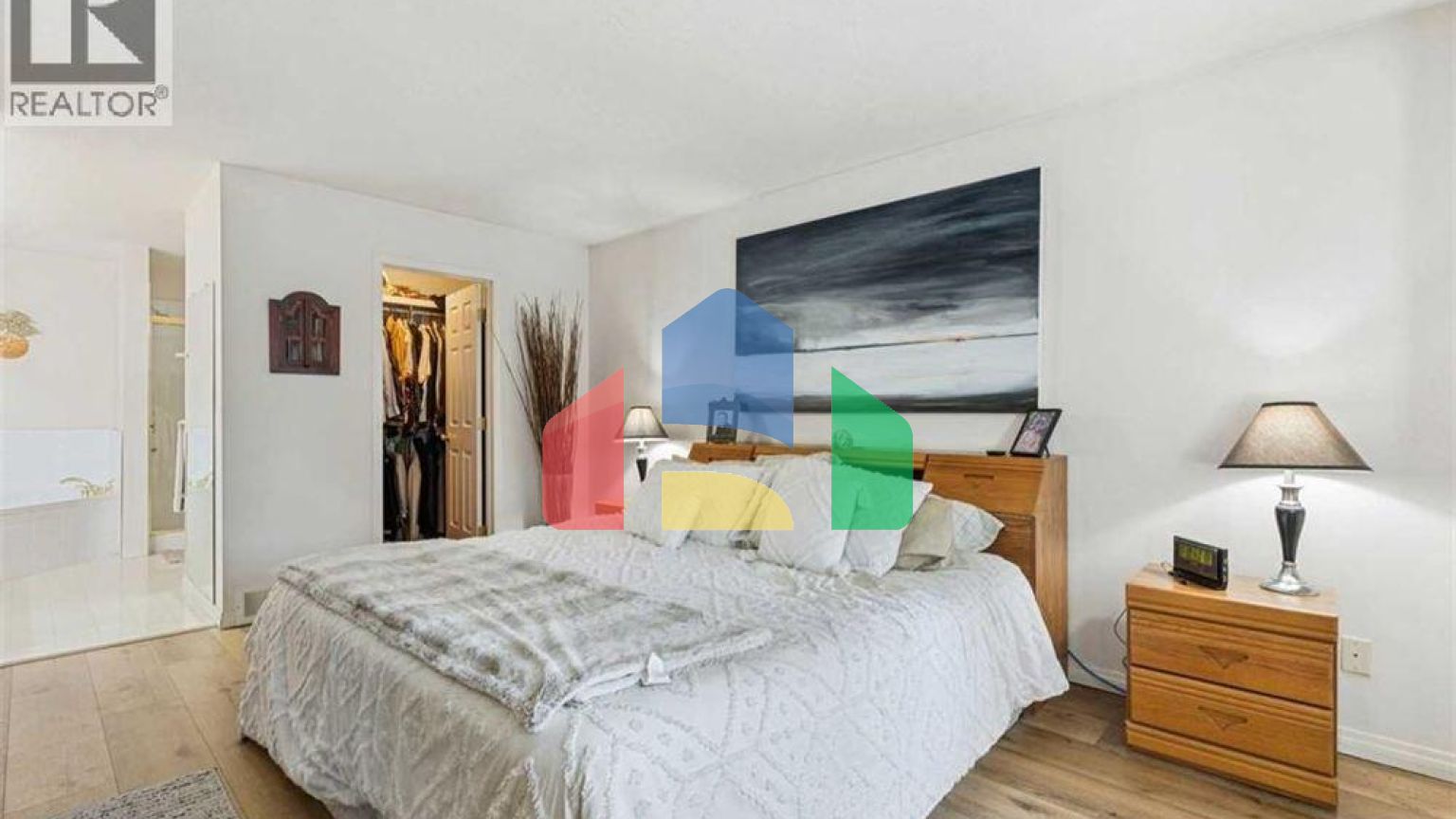 Residential - Single Family Home - Calgary, Canada - Canada