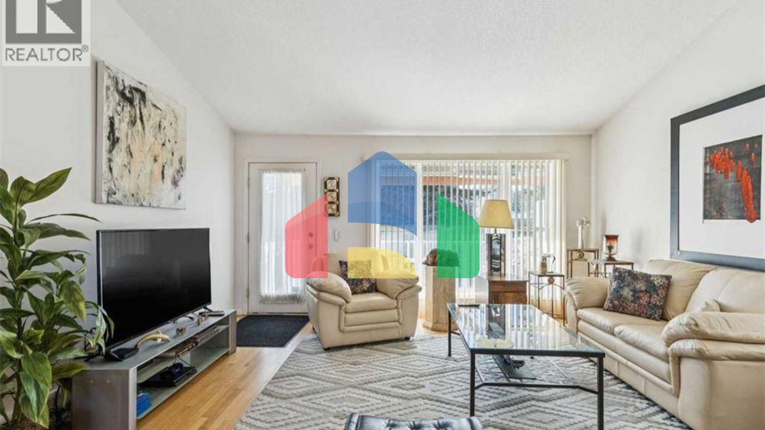 Residential - Single Family Home - Calgary, Canada - Canada