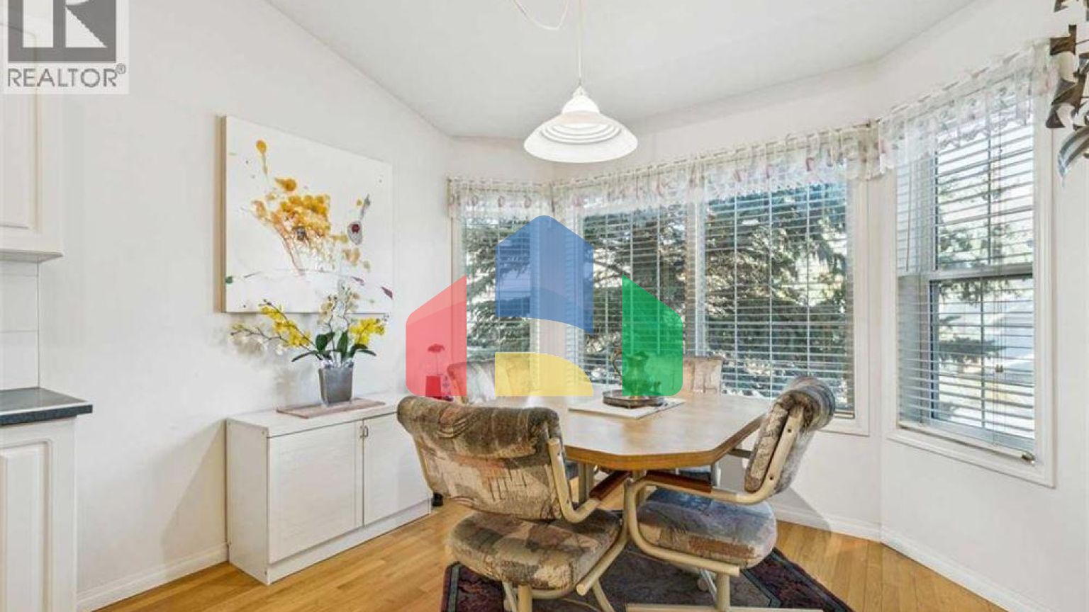 Residential - Single Family Home - Calgary, Canada - Canada