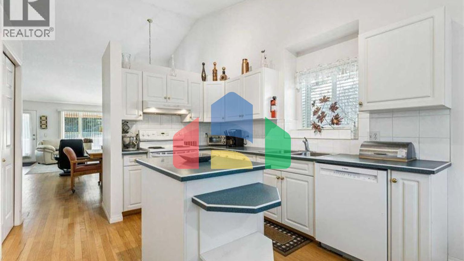 Residential - Single Family Home - Calgary, Canada - Canada