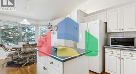 Residential - Single Family Home - Calgary, Canada - Canada