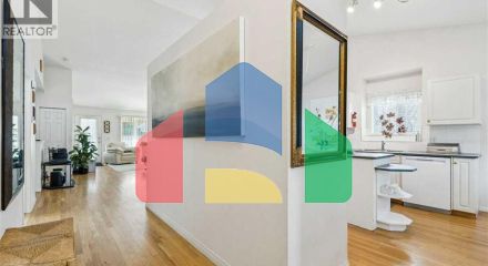 Residential - Single Family Home - Calgary, Canada - Canada