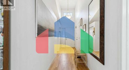 Residential - Single Family Home - Calgary, Canada - Canada