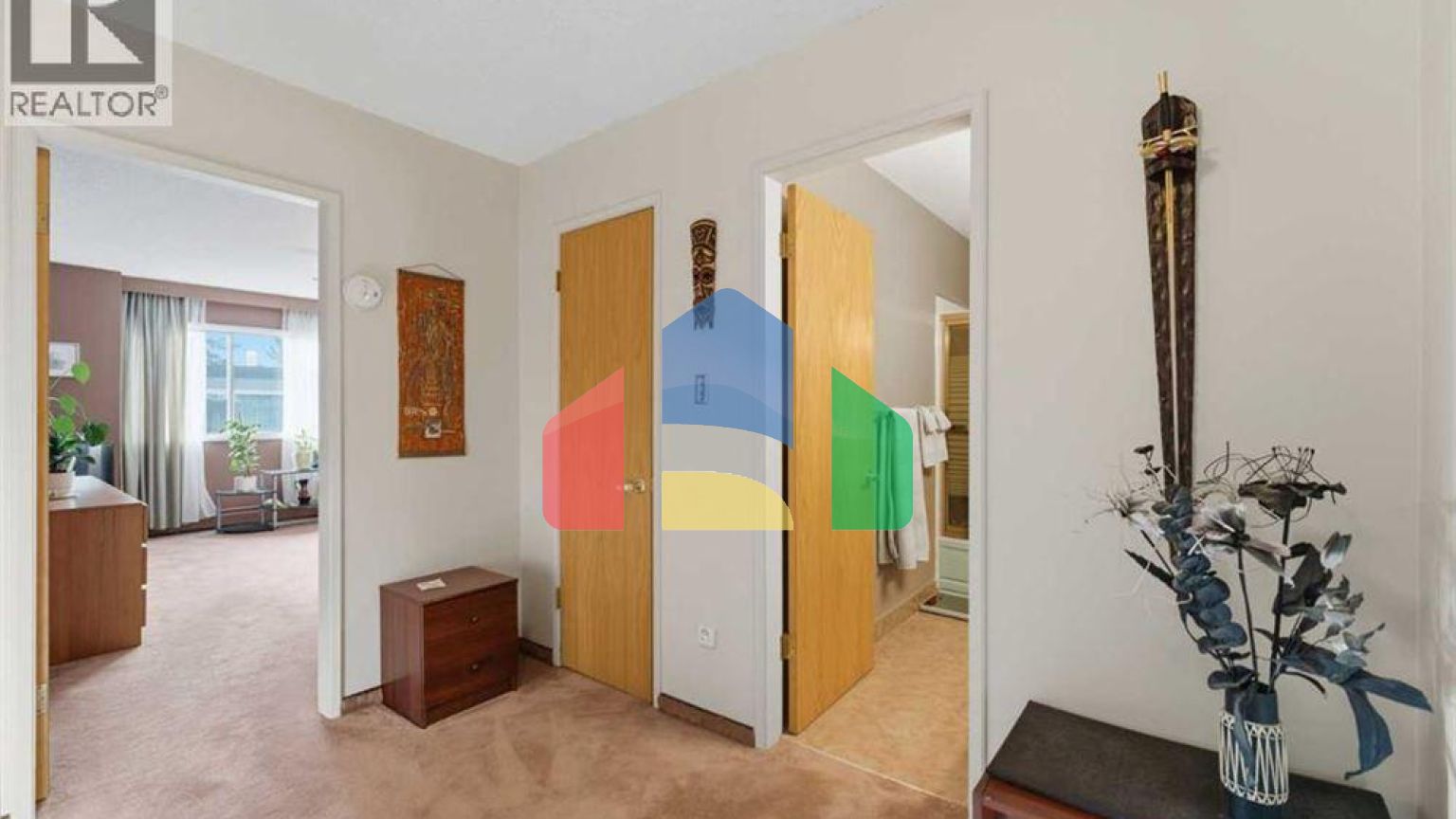 Residential - Townhouse - Calgary, Canada - Canada