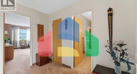 Residential - Townhouse - Calgary, Canada - Canada