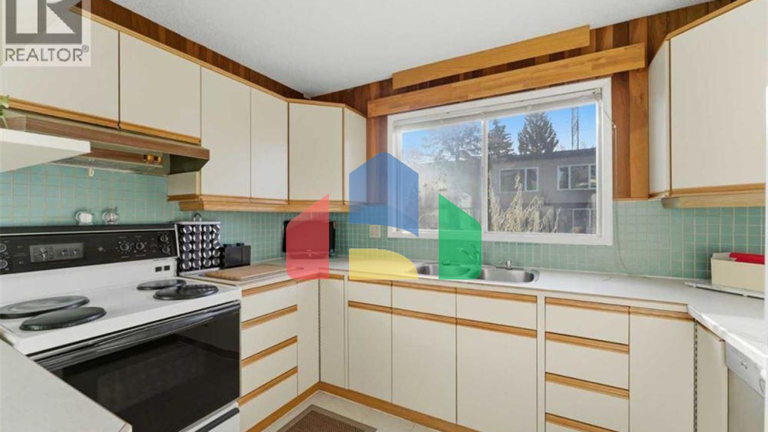 Residential - Townhouse - Calgary, Canada - Canada