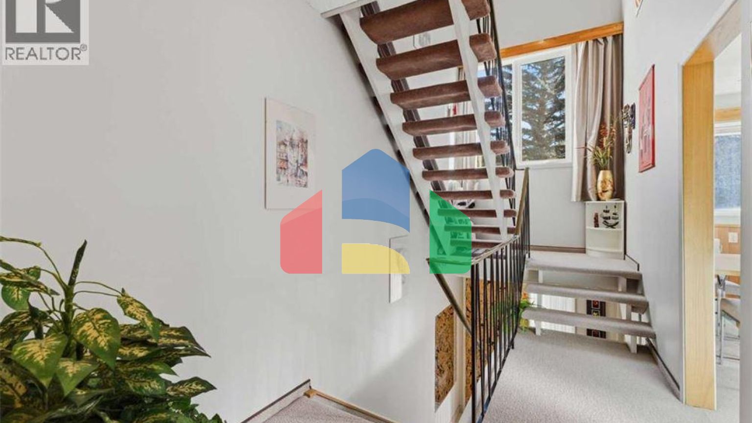 Residential - Townhouse - Calgary, Canada - Canada