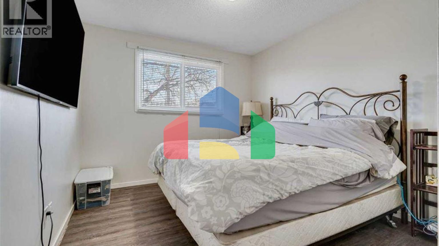 Residential - Multi-Family - Calgary, Canada - Canada