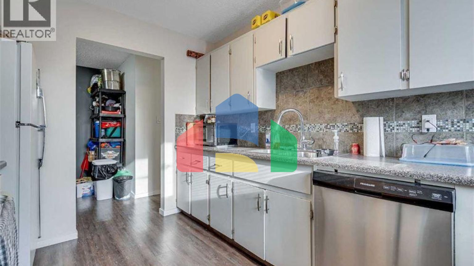 Residential - Multi-Family - Calgary, Canada - Canada