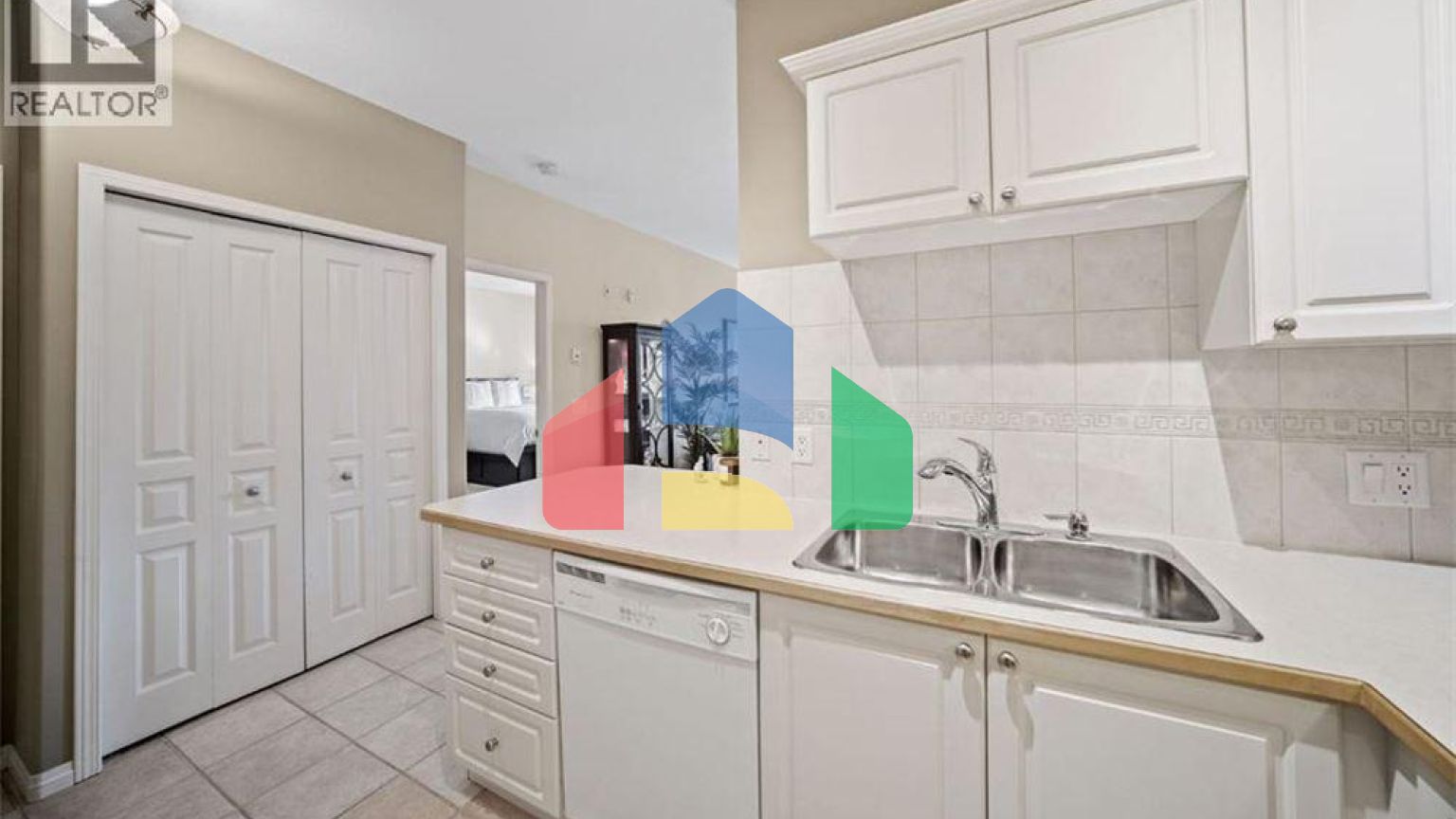 Residential - Condo/Apartment - Calgary, Canada - Canada