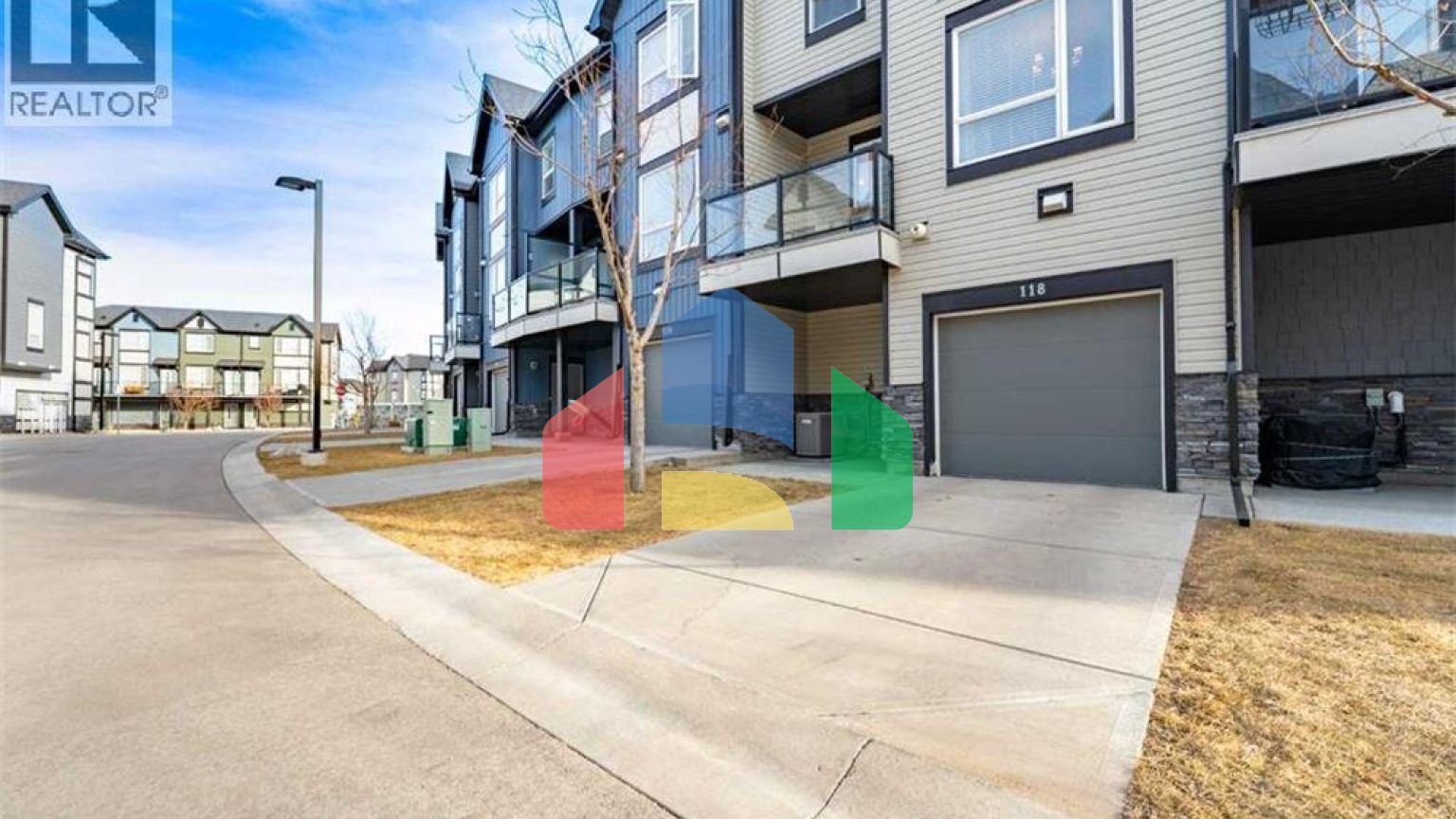 Residential - Single Family Home - Calgary, Canada - Canada