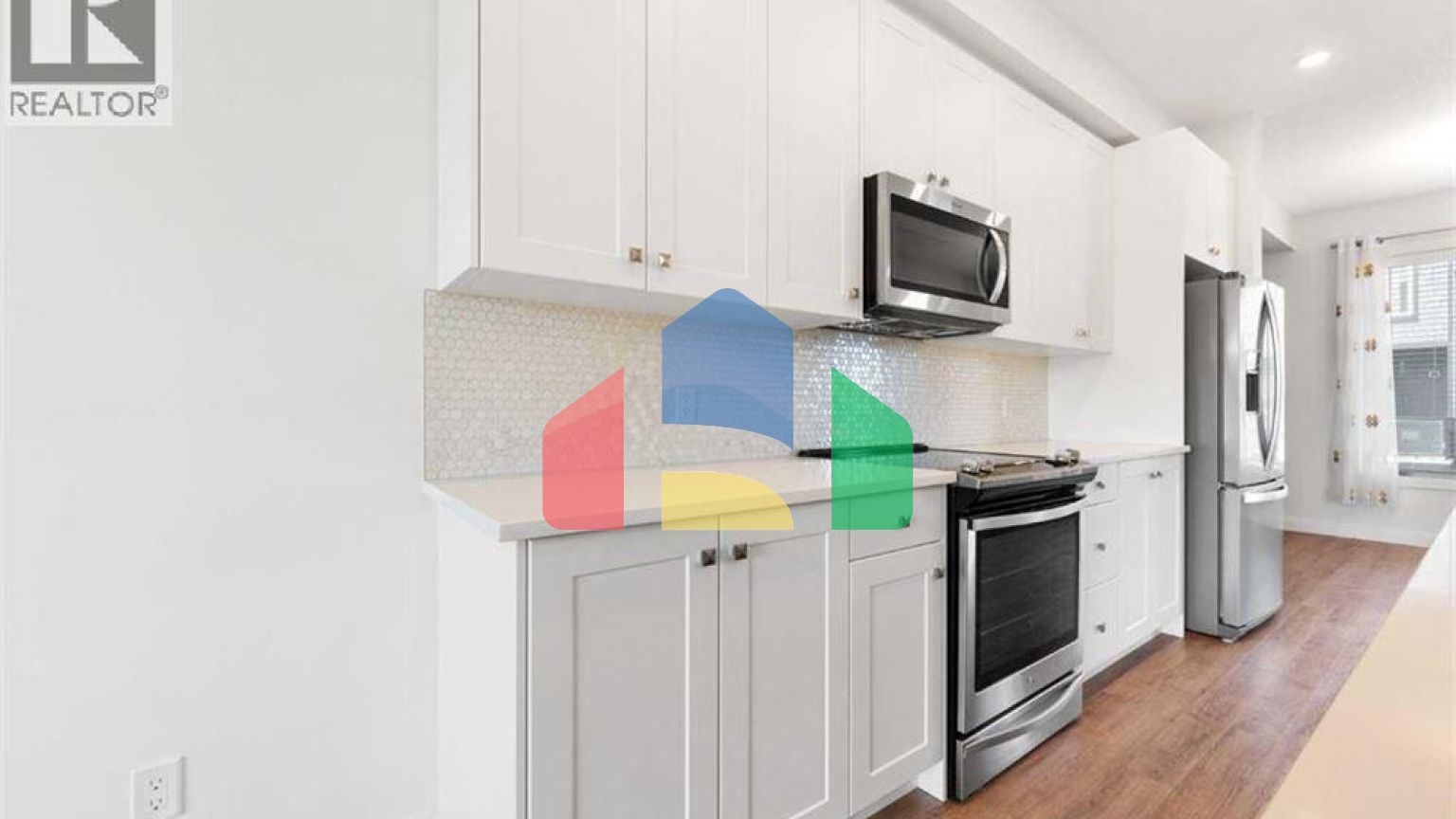 Residential - Single Family Home - Calgary, Canada - Canada