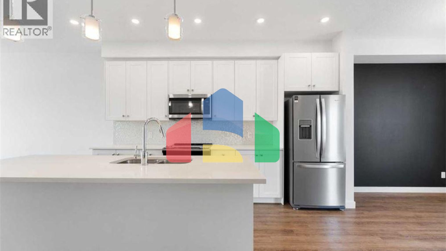 Residential - Single Family Home - Calgary, Canada - Canada