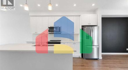 Residential - Single Family Home - Calgary, Canada - Canada