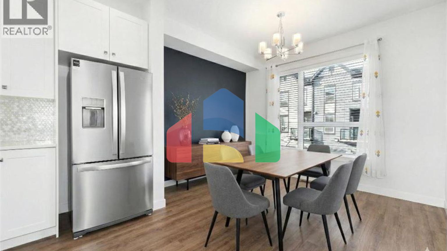 Residential - Single Family Home - Calgary, Canada - Canada