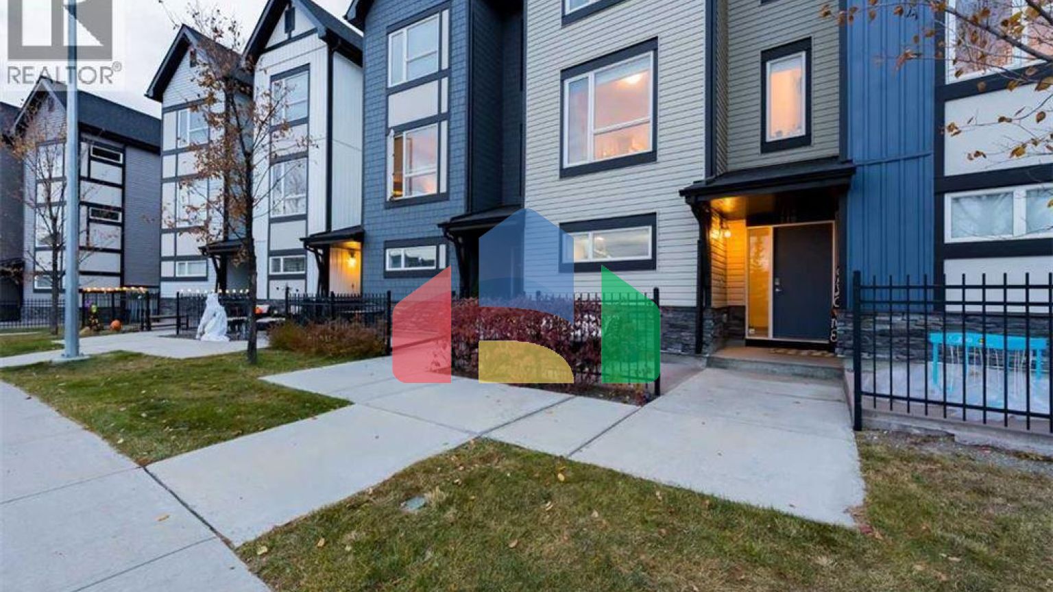 Residential - Single Family Home - Calgary, Canada - Canada