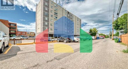 Residential - Single Family Home - Calgary, Canada - Canada