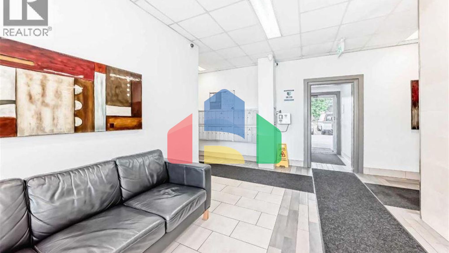 Residential - Single Family Home - Calgary, Canada - Canada