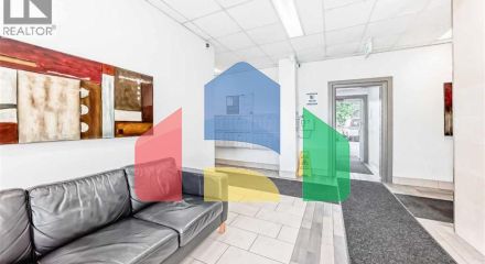 Residential - Single Family Home - Calgary, Canada - Canada