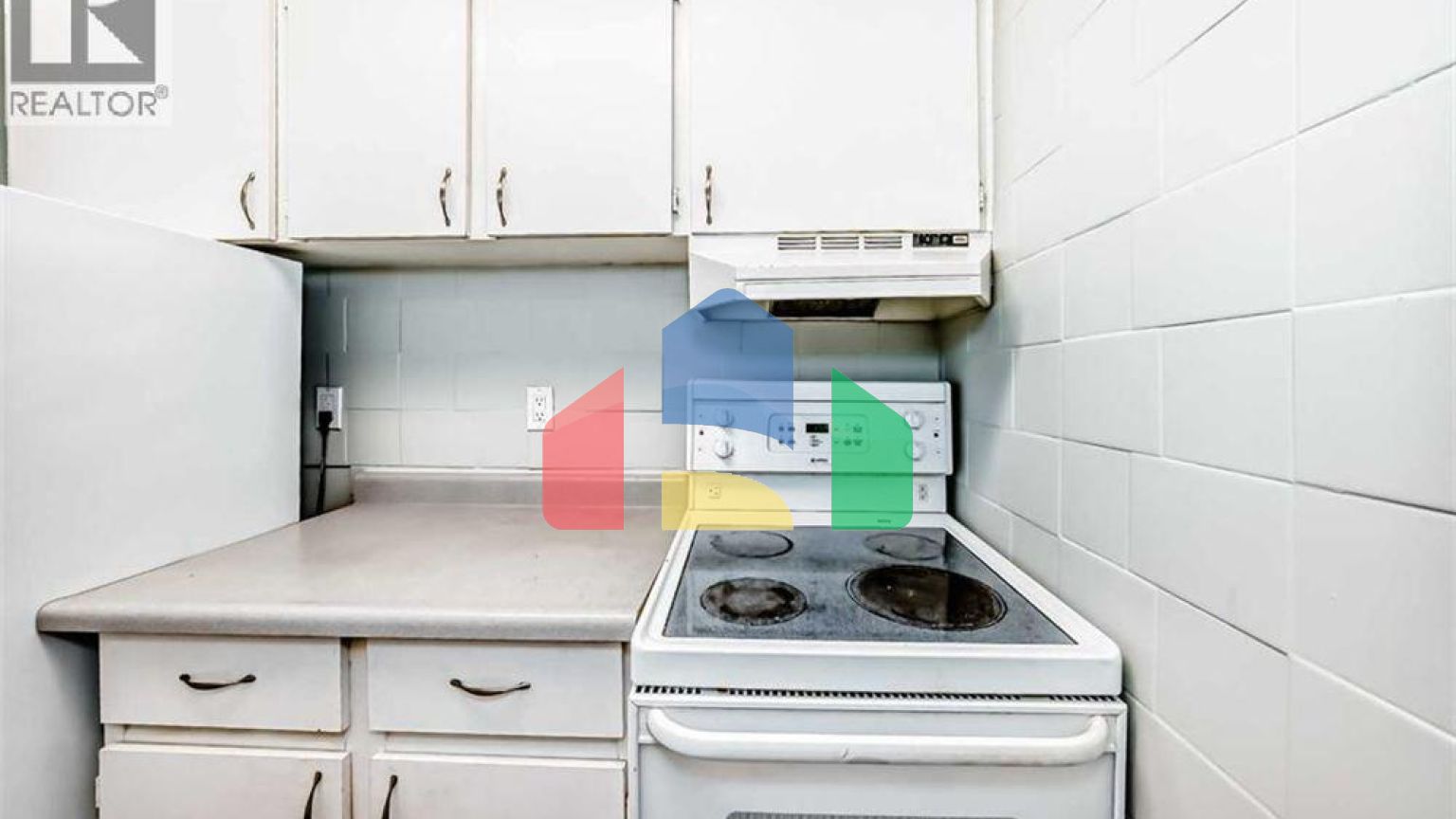 Residential - Single Family Home - Calgary, Canada - Canada