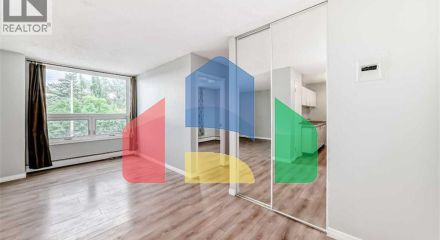 Residential - Single Family Home - Calgary, Canada - Canada