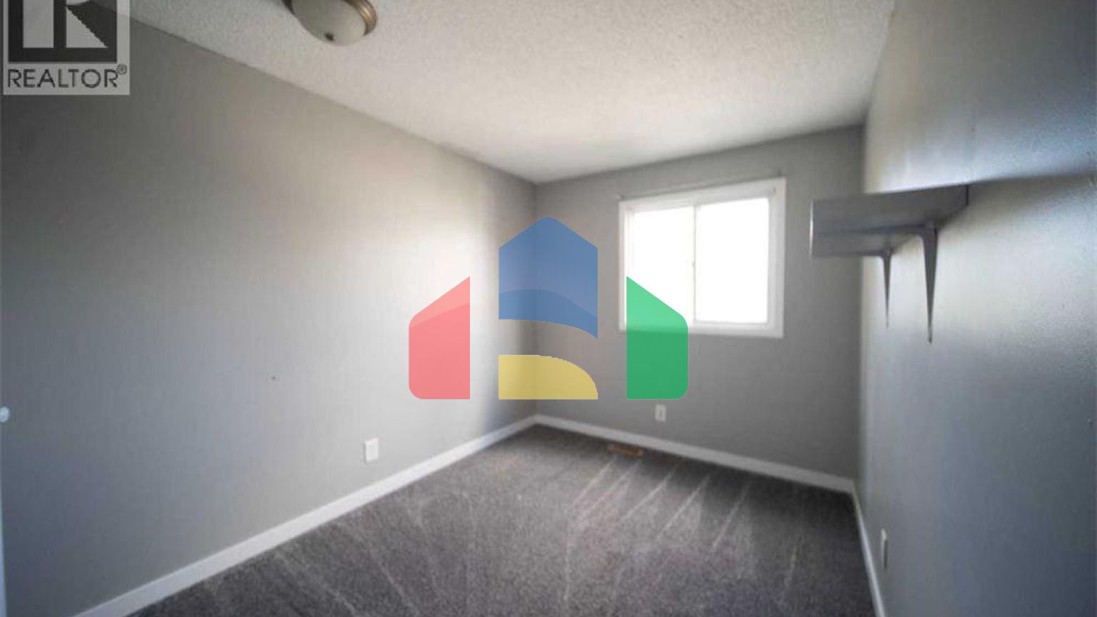 Residential - Townhouse - Calgary, Canada - Canada