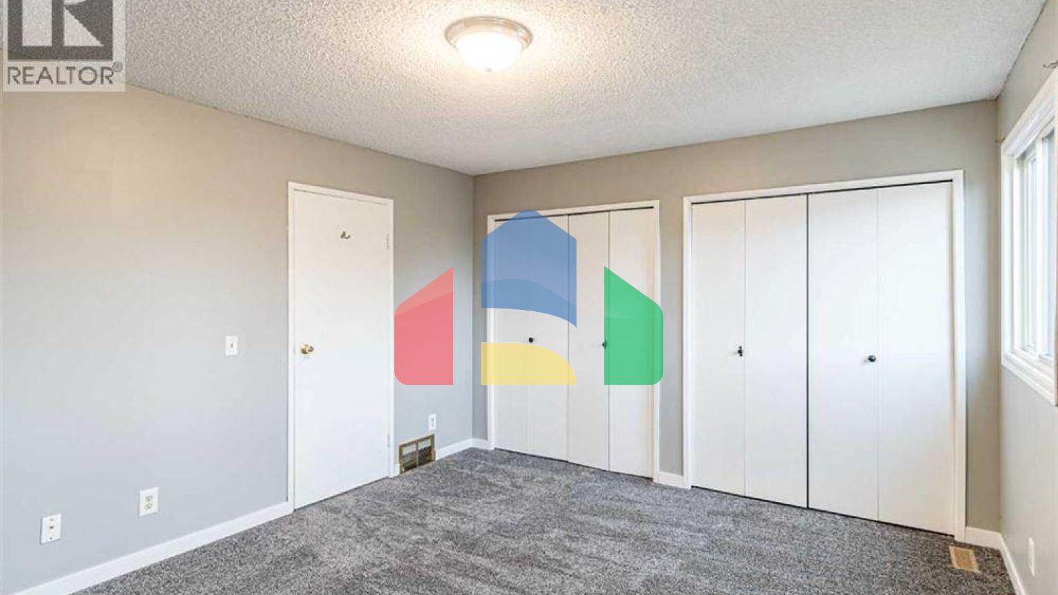 Residential - Townhouse - Calgary, Canada - Canada