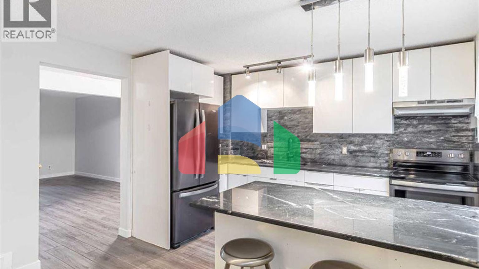 Residential - Townhouse - Calgary, Canada - Canada