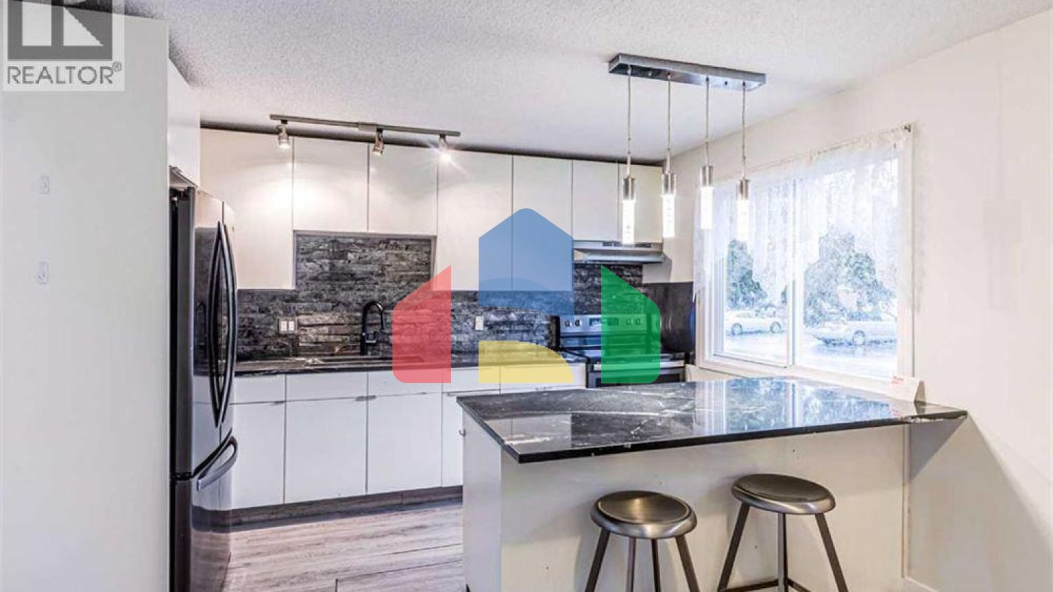 Residential - Townhouse - Calgary, Canada - Canada