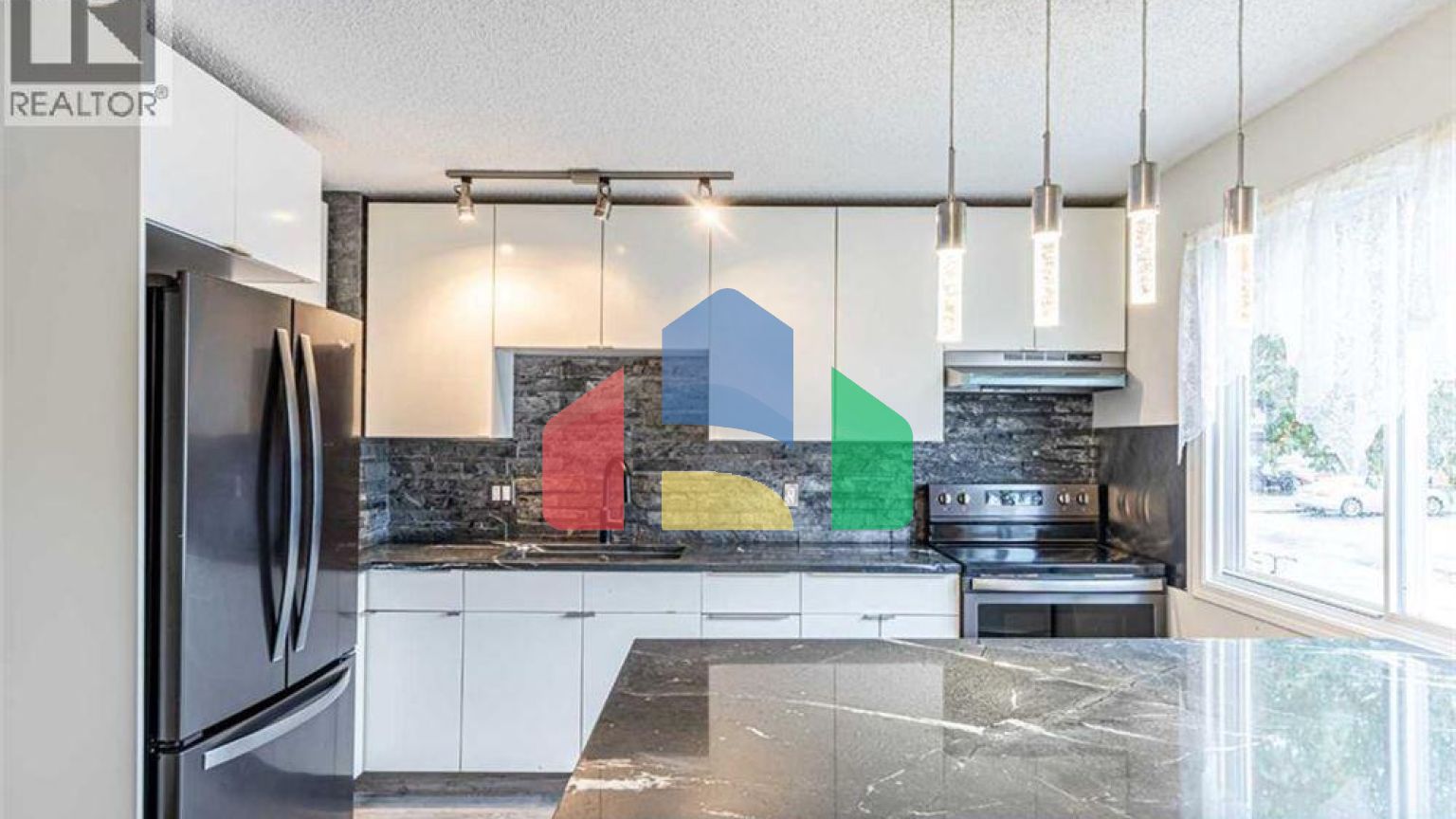 Residential - Townhouse - Calgary, Canada - Canada