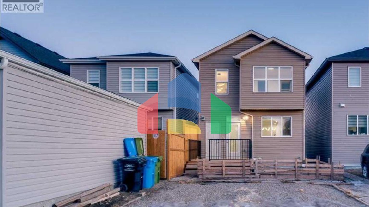 Residential - Single Family Home - Calgary, Canada - Canada