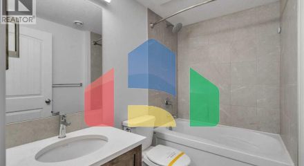 Residential - Single Family Home - Calgary, Canada - Canada