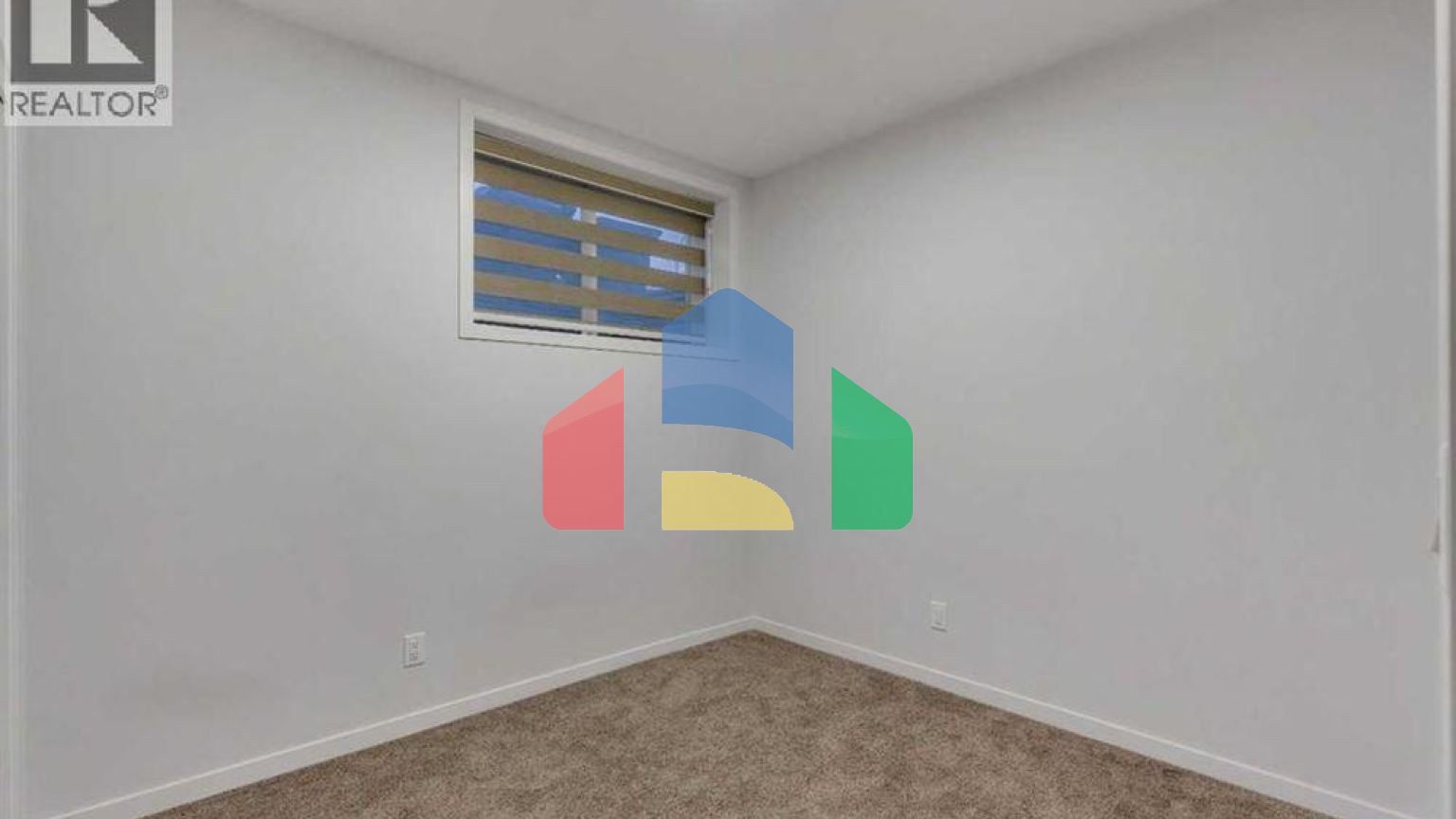 Residential - Single Family Home - Calgary, Canada - Canada