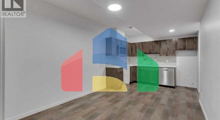 Residential - Single Family Home - Calgary, Canada - Canada