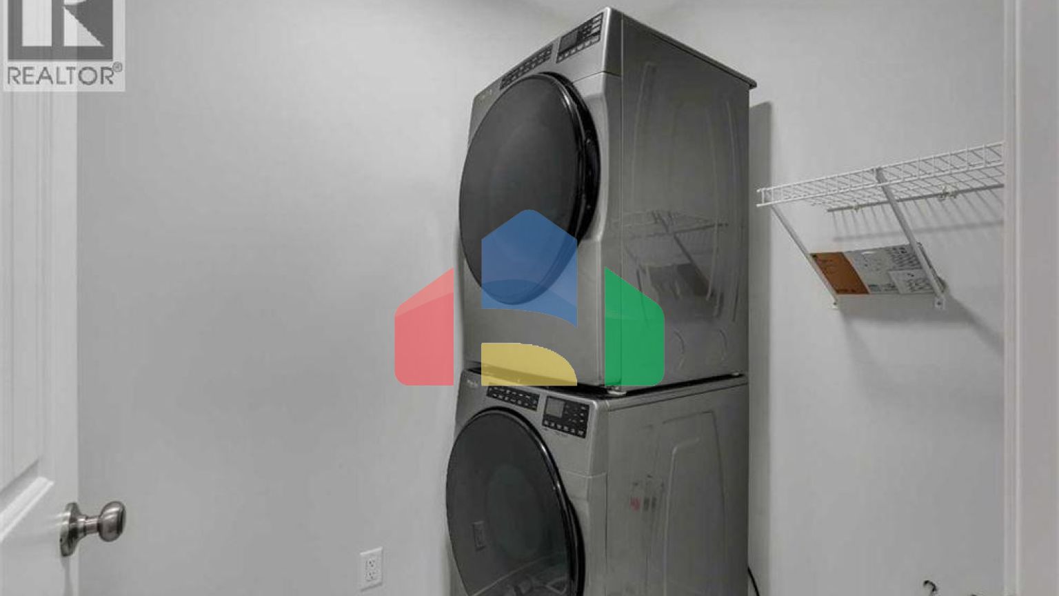 Residential - Single Family Home - Calgary, Canada - Canada