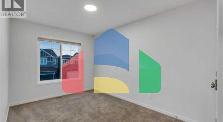 Residential - Single Family Home - Calgary, Canada - Canada