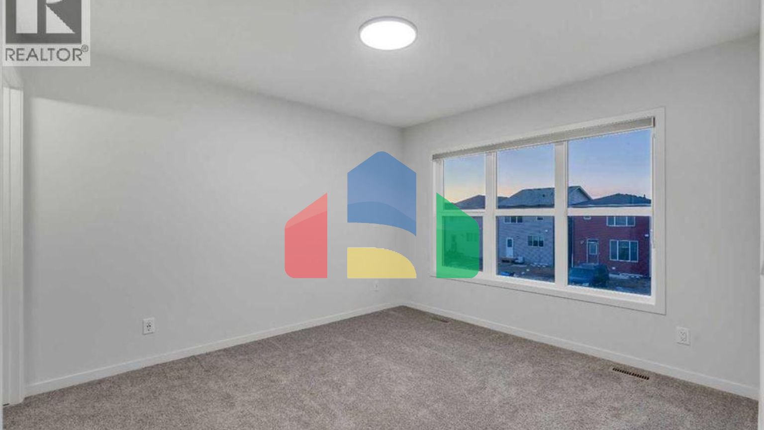 Residential - Single Family Home - Calgary, Canada - Canada