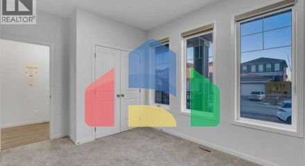 Residential - Single Family Home - Calgary, Canada - Canada