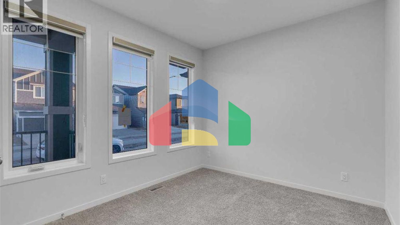 Residential - Single Family Home - Calgary, Canada - Canada