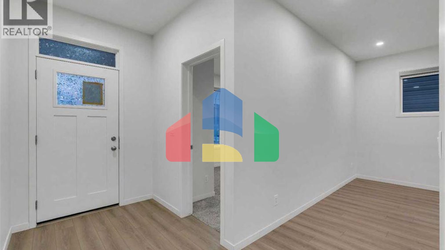 Residential - Single Family Home - Calgary, Canada - Canada